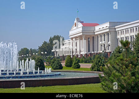 Uzbek Senate building, formerly called the White House on Independence Square in the capital city Tashkent, Uzbekistan Stock Photo