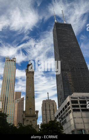 Chicago Water Tower, John Hancock Center, and other architecture in Chicago Stock Photo