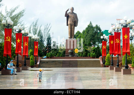 Vietnam  Nam Bo  Can Tho  view to Ho Chi Minh memorial Stock Photo