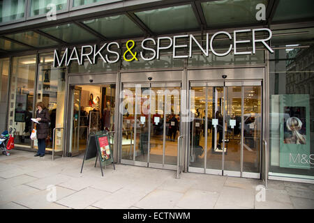 LONDON - NOVEMBER 25TH: The exterior of marks and spencer's on November the 25th, 2014, in London, England, UK. M&S is one of th Stock Photo