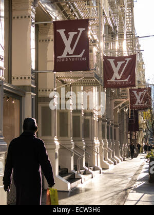 Louis Vuitton Store Greene Street Soho New York City Stock Photo: 7588061 - Alamy