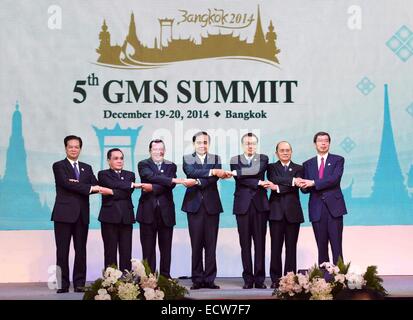 Bangkok, Thailand. 20th Dec, 2014. Chinese Premier Li Keqiang (3rd R) poses for a group photo with other regional leaders during the fifth summit of the Greater Mekong Subregion (GMS) Economic Cooperation in Bangkok, Thailand, Dec. 20, 2014. © Rao Aimin/Xinhua/Alamy Live News Stock Photo