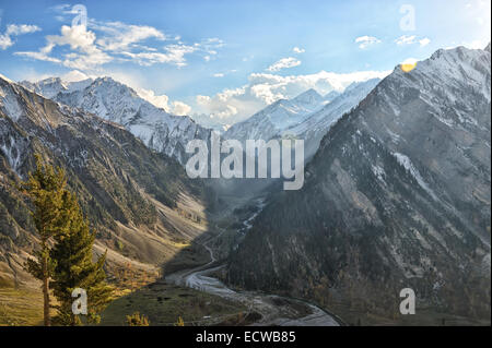 Landscape beauty and creepy road, Ladakh, North India Stock Photo