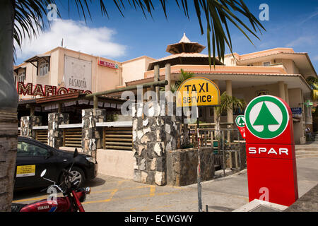 Mauritius, Flic en Flac, Pasadena Spar Supermarket and taxi stand signs in town centre Stock Photo
