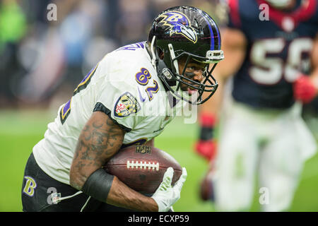 The Baltimore Ravens unveil a sign for the Baltimore Ravens' two Super Bowl  victories at M&T Bank Stadium in Baltimore, Maryland on September 15, 2013.  UPI/Kevin Dietsch Stock Photo - Alamy