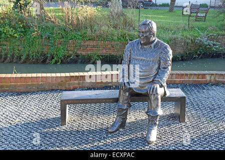 Statue of Kent comedian Dave Lee outside the Marlowe Theatre, where he appeared in more than 1000 pantomime performances. Stock Photo