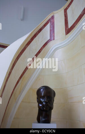 Bust of Henry Dunant (1828-1910), founder of the ICRC, in a stairwell at the German Red Cross (Deutsches Rotes Kreuz - DRK) HQ Stock Photo