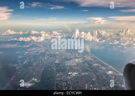 plane,flying,america,usa,aerial view,florida,houses,urban,suburbs,water inlets,atlantic coast,fort lauderdale Stock Photo