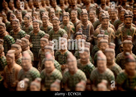 Terracotta warrior figurines at the factory in Xi'an, China Stock Photo