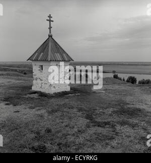 Small chapel at Oka river bank in Konstantinovo Stock Photo