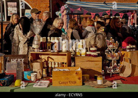 Market stalls in the Ludlow Christmas market, Shropshire UK Stock Photo
