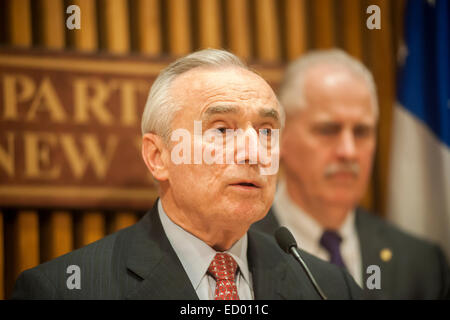 New York, NY, USA. 22nd Dec, 2014. NYPD Commissioner William Bratton briefs the media in One Police Plaza about the ongoing investigation of the assassination of two NYPD officers, Wenjian Liu and Rafael Ramos by Ismaaiyl Brinsley.  The officers were murdered in Brooklyn in their squad car by Brinsley allegedly in retaliation for the Eric Garner death. Brinsley killed himself in the subway during his attempted escape. Credit:  Richard Levine/Alamy Live News