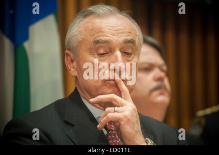New York, NY, USA. 22nd Dec, 2014. NYPD Commissioner William Bratton at the media briefing in One Police Plaza about the ongoing investigation of the assassination of two NYPD officers, Wenjian Liu and Rafael Ramos by Ismaaiyl Brinsley.  The officers were murdered in Brooklyn in their squad car by Brinsley allegedly in retaliation for the Eric Garner death. Brinsley killed himself in the subway during his attempted escape. Credit:  Richard Levine/Alamy Live News Stock Photo