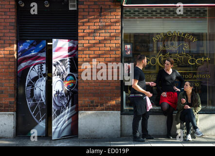 Scene outside Bar in Eire Circa 1950 Stock Photo: 81748146 - Alamy