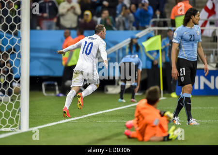 2014 FIFA World Cup - Group D match, England v Uruguay, held at Arena Corinthians  Featuring: Wayne Rooney Where: Rio De Janeiro, Brazil When: 19 Jun 2014 Stock Photo