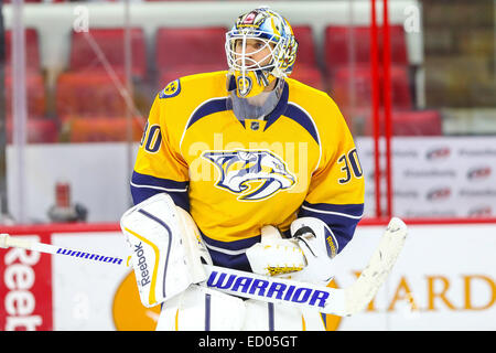 Nashville Predators goalie Carter Hutton plays against the Dallas Stars ...