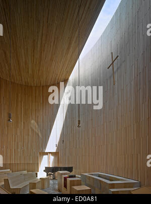 Chigasaki Zion Christian Church/Mihato Kindergarten, Chigasaki-shi, Japan. Architect: Tezuka Architects, 2013. Stock Photo