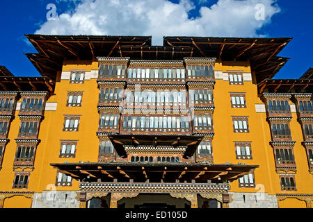 Taj Tashi five star hotel,Modern Spa Hotel,Dzong like architecture ...