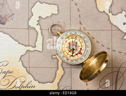 Historical compass hi-res stock photography and images - Alamy