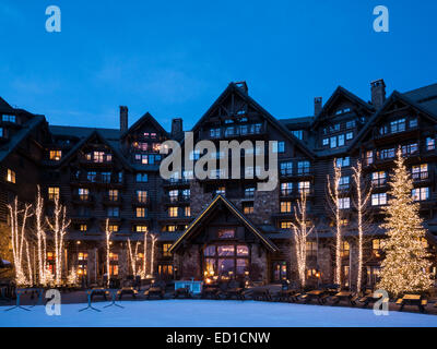 Ritz-Carlton Bachelor Gulch at dusk, winter, Beaver Creek Resort, Avon, Colorado. Stock Photo