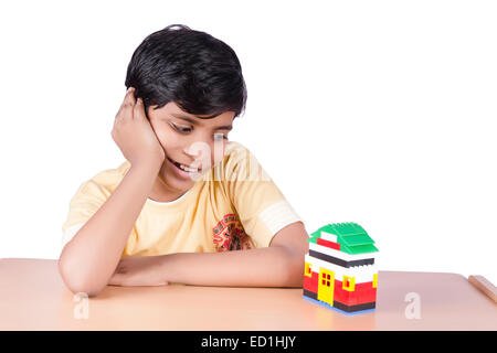 1 indian child boy Dream House Stock Photo