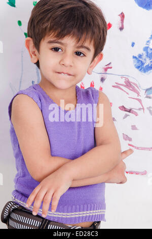 1 indian child boy wall Color Painting Stock Photo