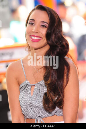 Alex and Sierra perform live on the Today Show Featuring: Alex Kinsey