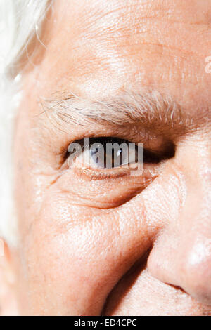 1 indian Old man Eyes Problem Stock Photo