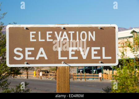 Sea Level Sign at Stovepipe Wells, Death Valley Stock Photo - Alamy