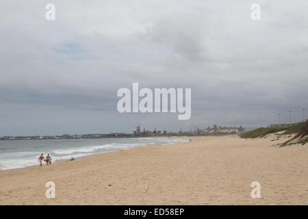 City Beach in Wollongong looking towards Port Kembla. Stock Photo