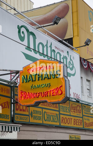 Outside the original Nathan's famous for its frankfurters at Coney Island, Brooklyn, NY. Stock Photo