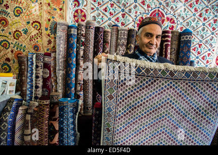 Carpets shop-gallery at the Samarkand-Bukhara Silk Carpets workshop, Samarkand, Uzbekistan Stock Photo