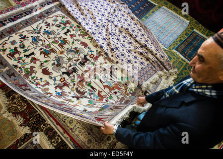 Carpets shop-gallery at the Samarkand-Bukhara Silk Carpets workshop, Samarkand, Uzbekistan Stock Photo