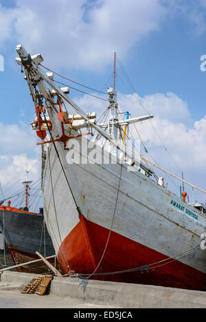 Pinsi ships in the old port of Sunda Kelapa, North Jakarta, Indonesia Stock Photo