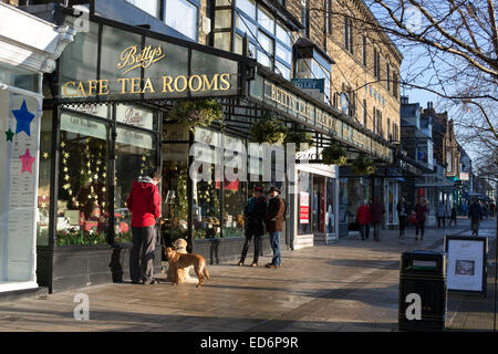 Betty's Tea Rooms Ilkley Old Fashioned cafe shop Stock Photo