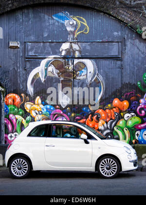 A FIAT 500 parked in a street in Rome Stock Photo - Alamy