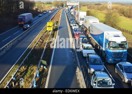 Scotch Corner, North Yorkshire, UK. 30th December 2014. Traffic is queued on the A1 South after the road is closed following an accident involving eight cars. © Robert Smith/Alamy Stock Photo