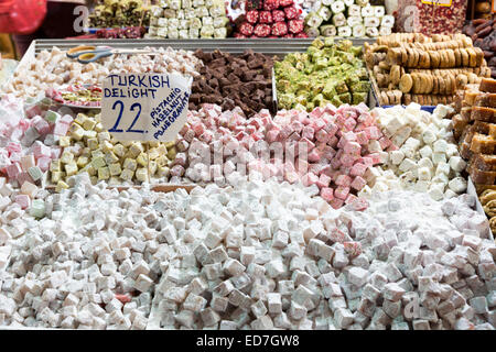 Traditional sweetsmeats Turkish Delight, Lokum, in Misir Carsisi Egyptian Bazaar food and spice market, Istanbul, Turkey Stock Photo