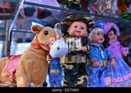 Cairo, Egypt. 29th Dec, 2014. Doll toys are displayed at a shop in preparation to celebrate the birthday of prophet Muhammad, also known as ''Mawlid Nabawi'', which will fall next week, in Cairo, December 31, 2014 © Amr Sayed/APA Images/ZUMA Wire/Alamy Live News Stock Photo