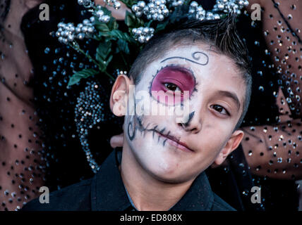 Participants in the annual All Souls Procession honor the deceased in Tucson, Arizona, USA. Stock Photo