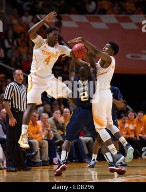 December 31, 2014: Josh Richardson #1 of the Tennessee Volunteers ...