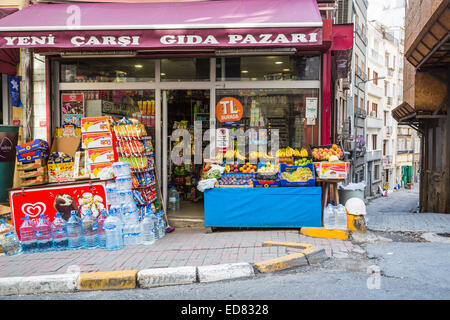 A small grocery store in Istanbul, Turkey, Eurasia. Stock Photo