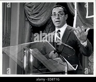 File. 1st Jan, 2015. Former New York Gov. MARIO CUOMO (June 15, 1932 - January 1, 2015) died today at 82. Mario Cuomo had been hospitalized recently to treat a heart condition. He passed away at home, shortly before 5 p.m. ET. The Democrat was governor for three terms, from 1983 to 1995. He was married to his wife, Matilda, for more than six decades. They had five children, including current New York Gov. Andrew Cuomo, who was sworn in for his second term today. Pictured - c. 1980's - Candidate for Governor of New York Democratic Candidate, Mr. Mario Cuomo at a debate sponsored by the Dail Stock Photo