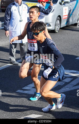 Kanagawa, Japan. 2nd Jan, 2015. Shun Sakuraoka, Shun Gorotai (Toyo Univ) Athletics : The 91st Hakone Ekiden Race in Kanagawa, Japan . © AFLO SPORT/Alamy Live News Stock Photo