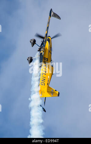 【希少】ブライトリング Red Bull Air Race MXS モデル機 File:Red Bull Air Race Chiba MXS-R Matt Hall.jpg - Wikimedia Commons