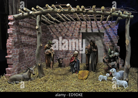 Manger and Christmas nativity scene, at Lichfield cathedral, 19A The Close, Lichfield, Staffordshire, England UK, WS13 7LD Stock Photo