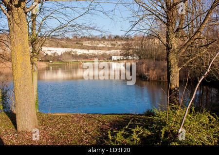 The beautiful lake and cliffs around Bluewater in North Kent Stock ...