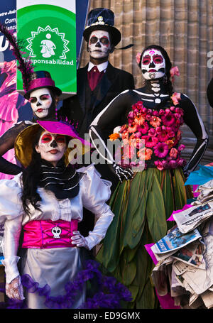 LA CALAVERA CATRINAS or Elegant Skulls, are the icons of the DAY OF THE DEAD - GUANAUATO, MEXICO Stock Photo