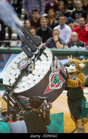 Milwaukee, WI, USA. 2nd Jan, 2015. Bango the Bucks mascot shoots off t-shirts during the NBA game between the Indiana Pacers and the Milwaukee Bucks at the BMO Harris Bradley Center in Milwaukee, WI. Pacers defeated the Bucks 94-91. John Fisher/CSM/Alamy Live News Stock Photo