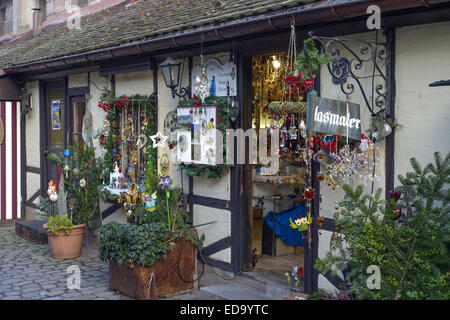 Weihnachtsmarkt im Nürnberger Handwerkerhof, Nürnberg, Mittelfranken, Bayern, Deutschland, Europa Stock Photo